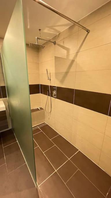 Shine Apartment Schwarzenfeld Zewnętrze zdjęcie
